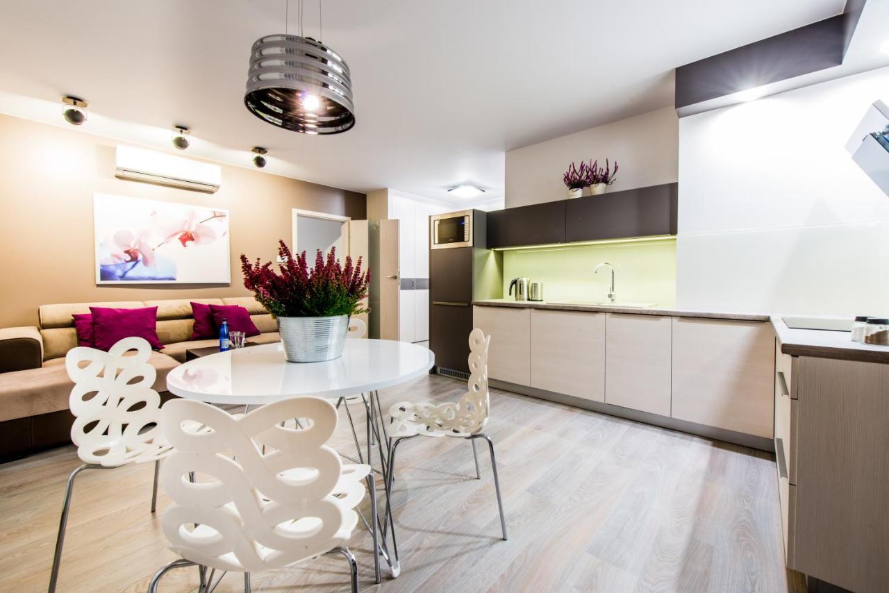 Centrum Superior Suites เบียวิสตอก ภายนอก รูปภาพ