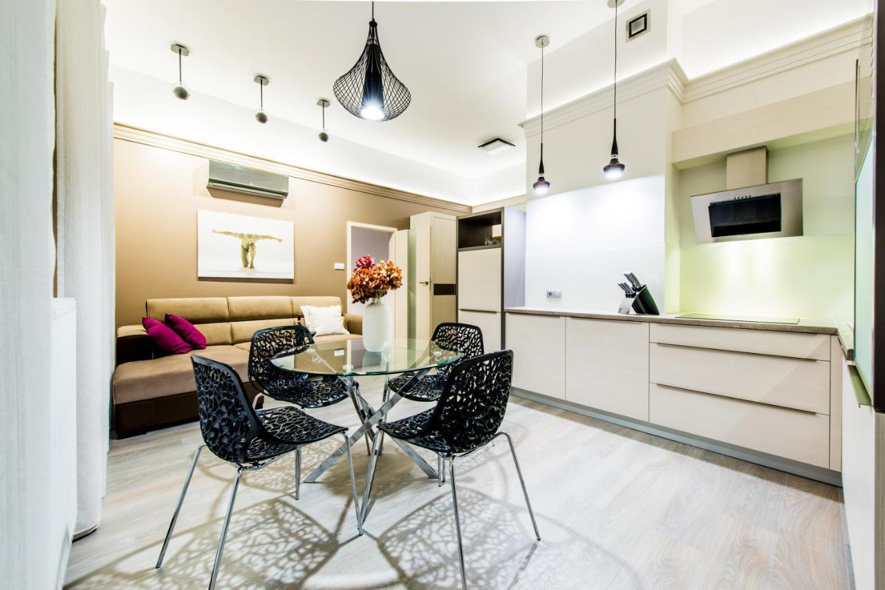 Centrum Superior Suites เบียวิสตอก ภายนอก รูปภาพ